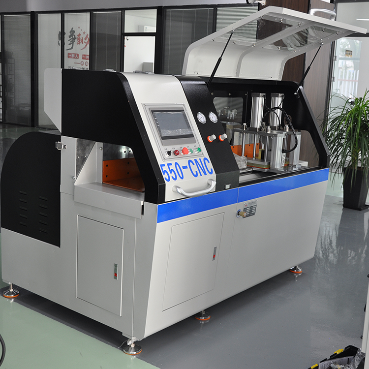 550無尾料分離式全自動(dòng)切鋁機(jī)主圖7