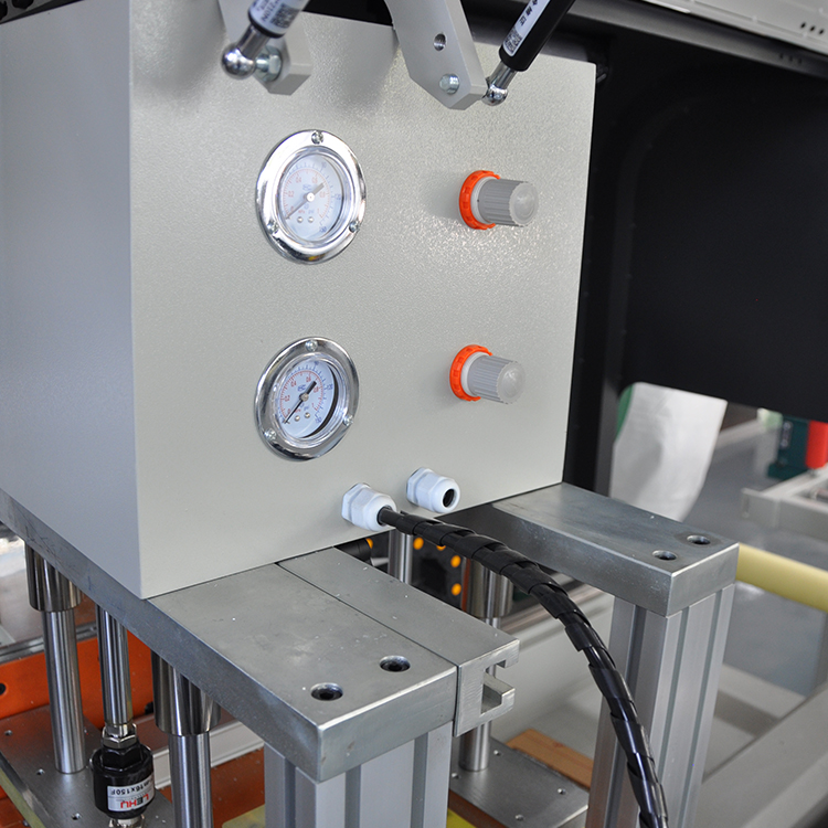 工業鋁材切割機