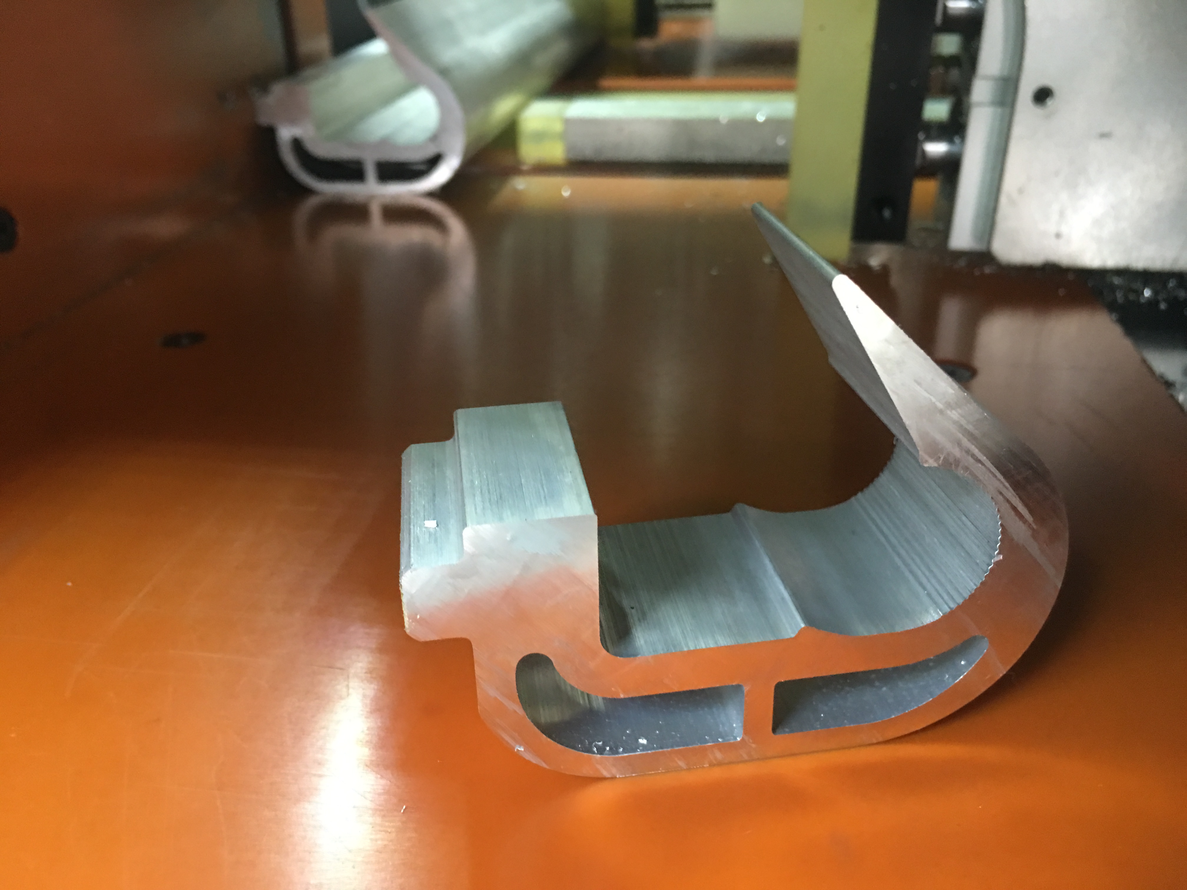 異型材切割機(jī)